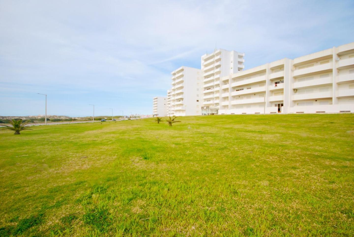Apartamento Luciana - Beachside, Balcony, Sunset View Ferrel  Eksteriør bilde